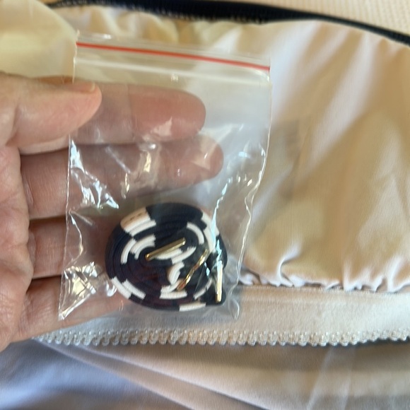 Michael Kors Striped One shoulder Swimming Suit size 6 Navy and white - Picture 12 of 15